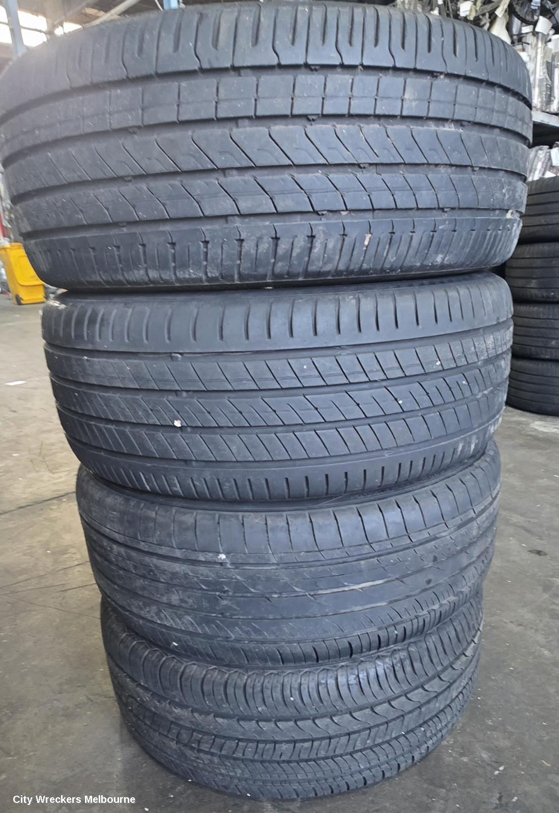 HOLDEN ASTRA WHEEL MAG, FACTORY, 18X7.5IN, TWO TONE, BK, 09/2016 ONWARDS