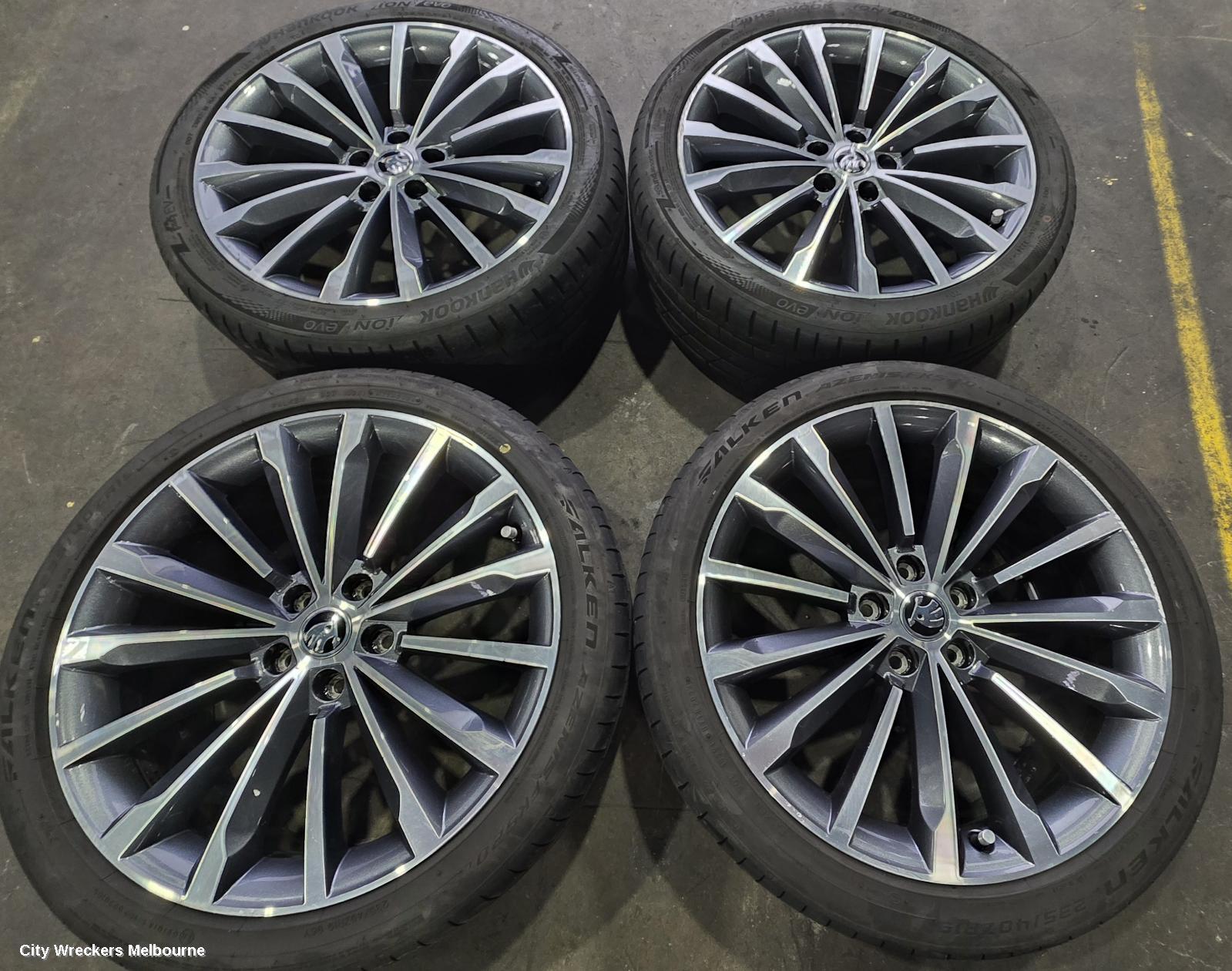 SKODA SUPERB WHEEL MAG, FACTORY, 19X8.0IN, MULTI SPOKE, PHOENIX, NP, 03/2016 ONWARDS