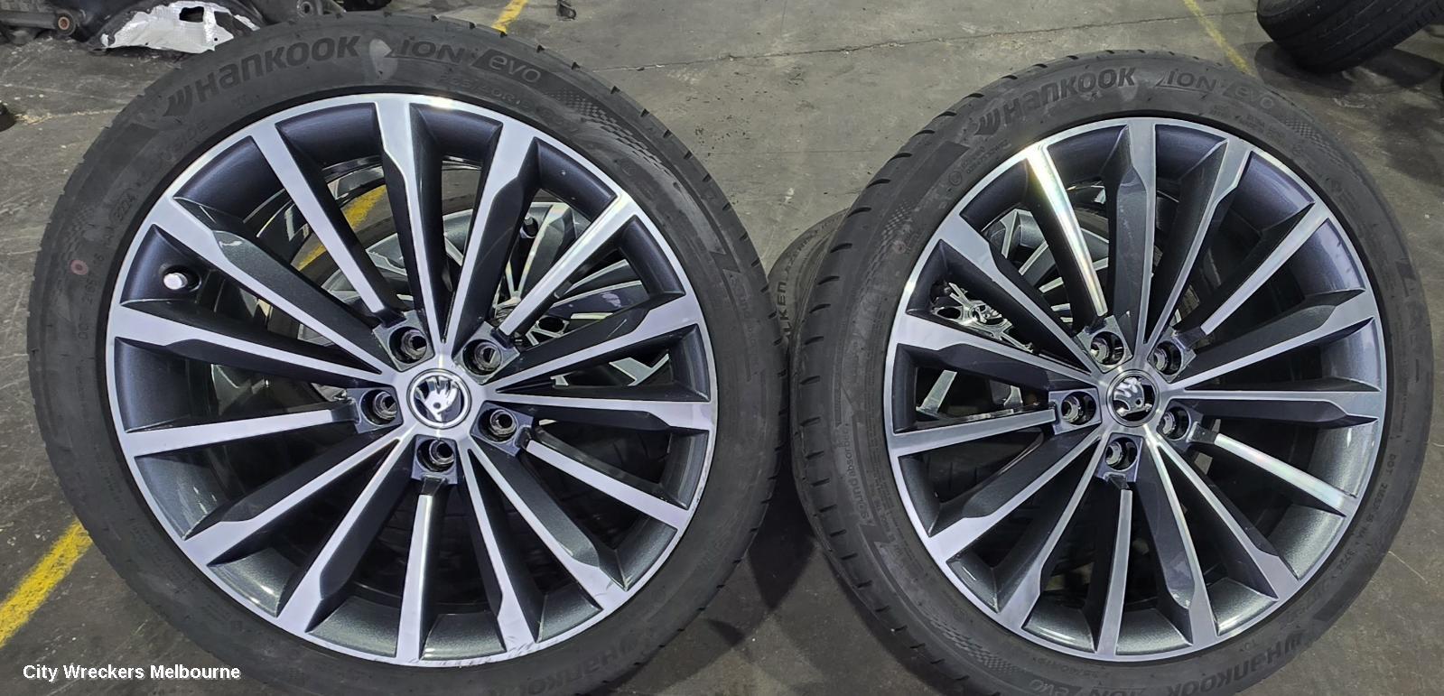SKODA SUPERB WHEEL MAG, FACTORY, 19X8.0IN, MULTI SPOKE, PHOENIX, NP, 03/2016 ONWARDS