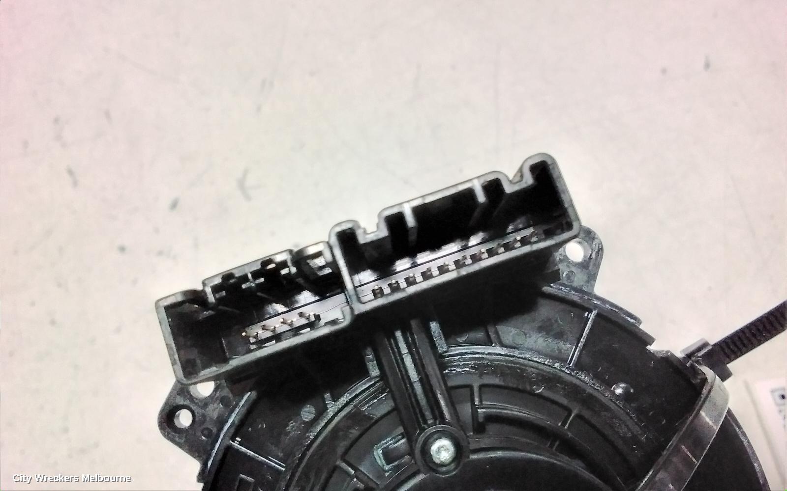 HOLDEN COMMODORE AIRBAG MODULE/SENSOR, CLOCKSPRING, VF, 05/2013 - 12/2017