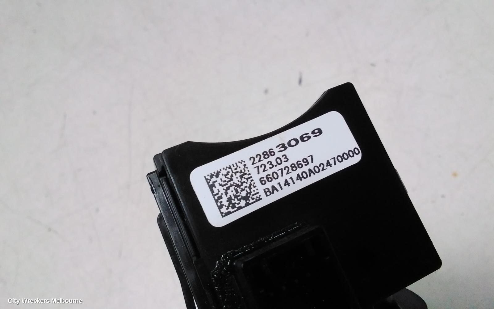 HOLDEN COMMODORE COMBINATION SWITCH, FLASHER SWITCH, VF, 05/2013 - 12/2017