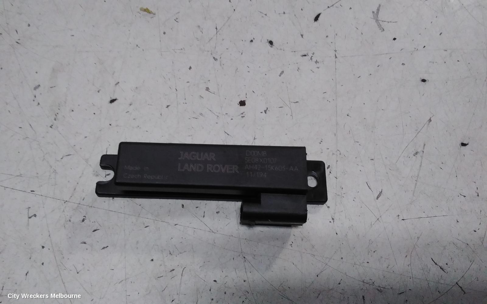 LAND ROVER RANGEROVER EVOQUE, L538, 11/2011 - 01/2019, AH42-15K603-AA  KEYLESS ENTRY ANTENNA/RECEIVER MODULE : 144276