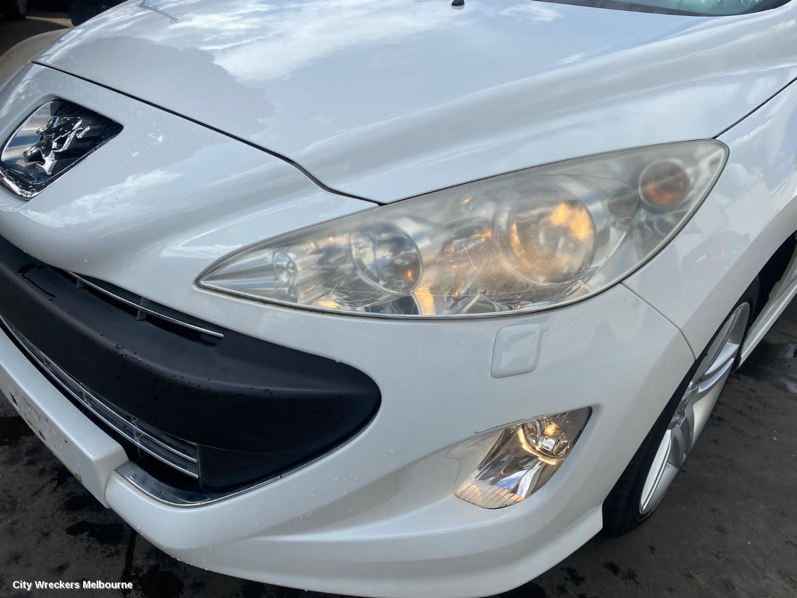 PEUGEOT 308 LEFT FRONT DOOR WINDOW, T7, HATCH/WAGON, 09/2007 - 12/2013