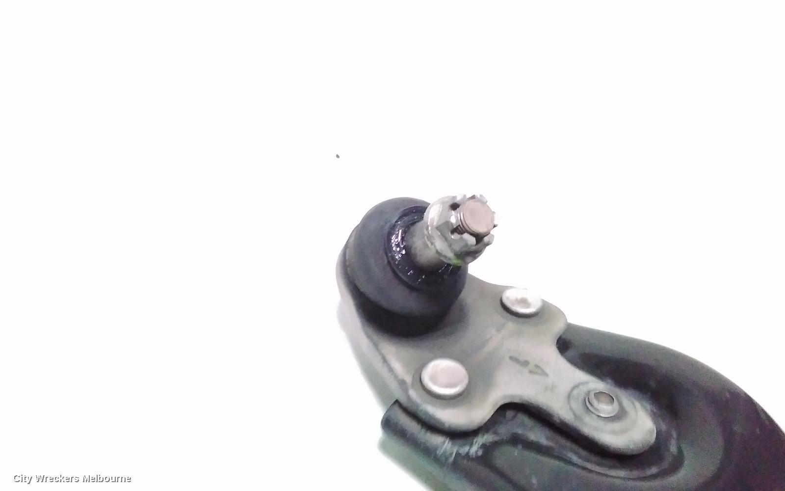 TOYOTA KLUGER LEFT FRONT LOWER CONTROL ARM, GSU50/GSU55, 12/2013 - 02/2021