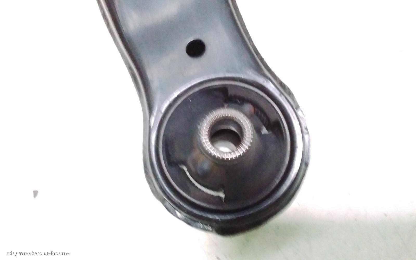 TOYOTA KLUGER LEFT FRONT LOWER CONTROL ARM, GSU50/GSU55, 12/2013 - 02/2021