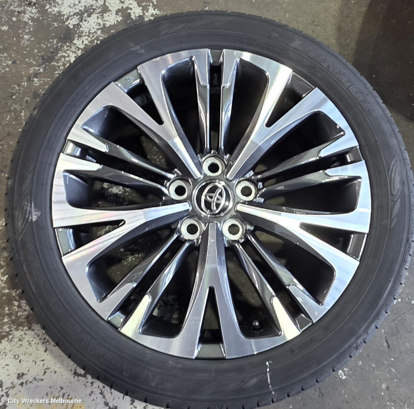 TOYOTA YARIS CROSS WHEEL MAG, FACTORY, 18X7IN, 5 Y SPOKE, BI-COLOUR, XP210, 06/2020 ONWARDS