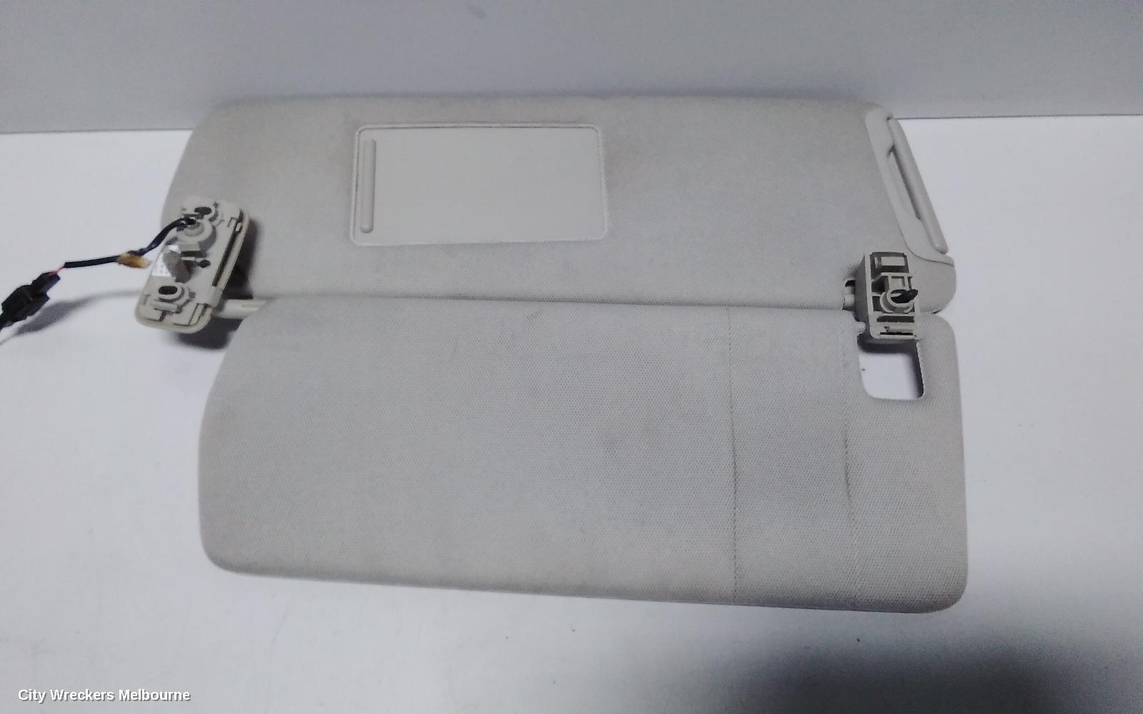 AUDI Q7 SUNVISOR, 4L, RH SIDE, 09/2006 - 08/2015