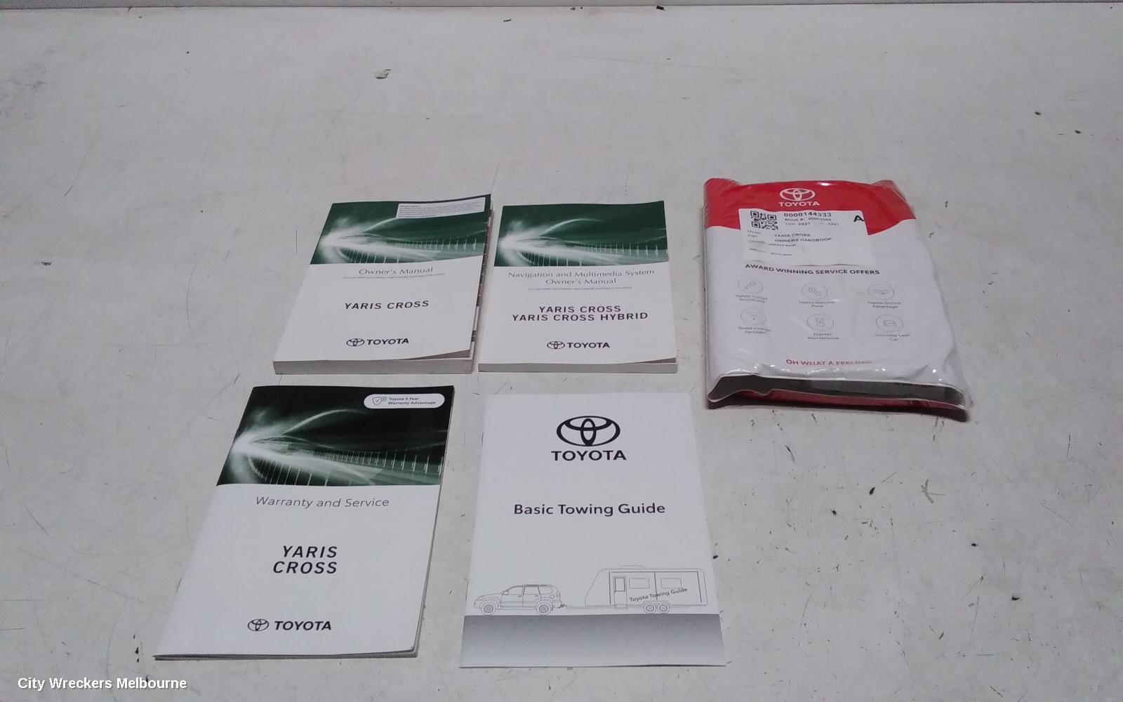 TOYOTA YARIS CROSS OWNERS HANDBOOK, XP210, 06/2020 ONWARDS