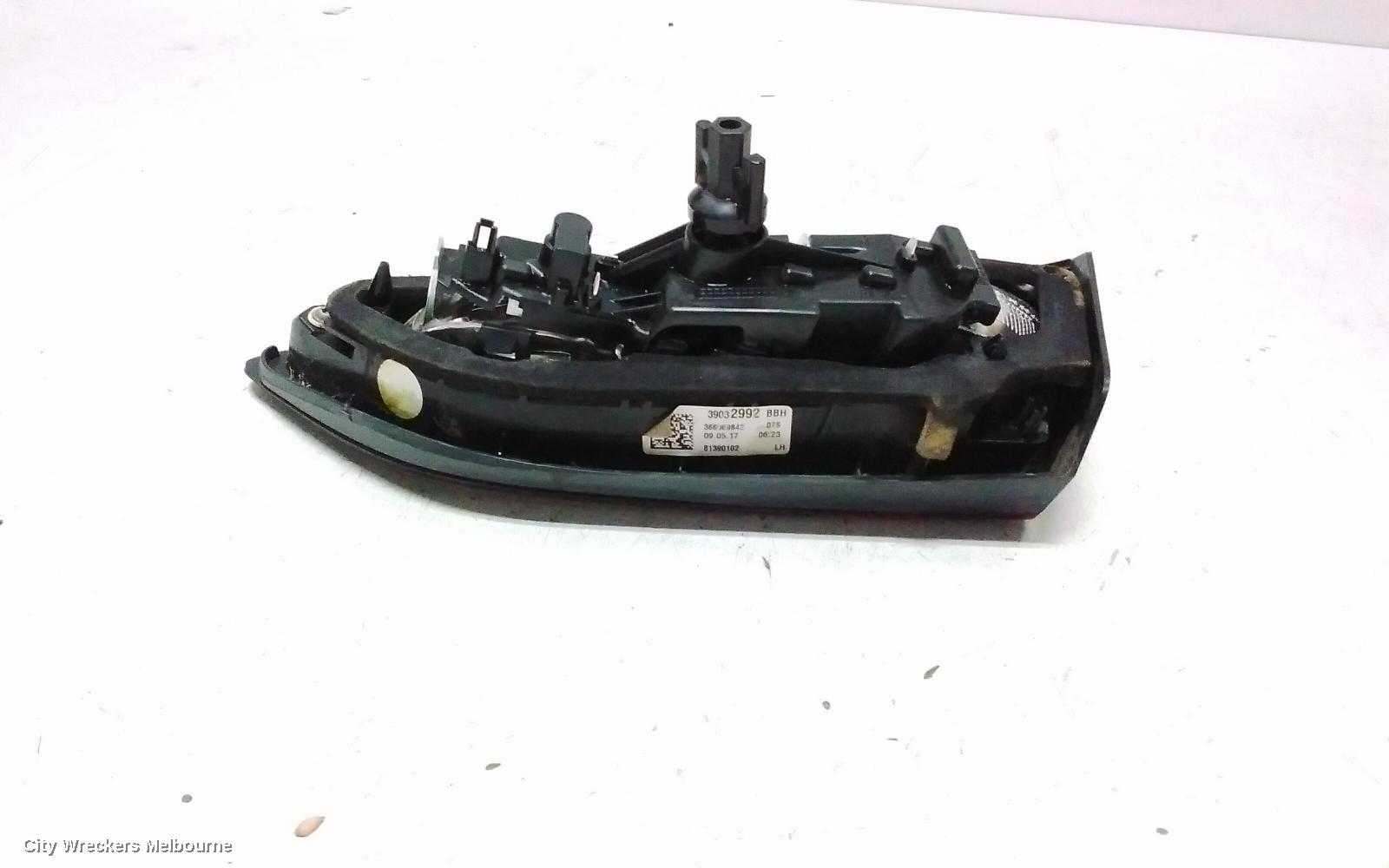 HOLDEN ASTRA REAR GARNISH, TAILGATE LAMP (LH SIDE), BK, 5DR HATCH, R/RS, NON LED TYPE, 09/2016 ONWARDS
