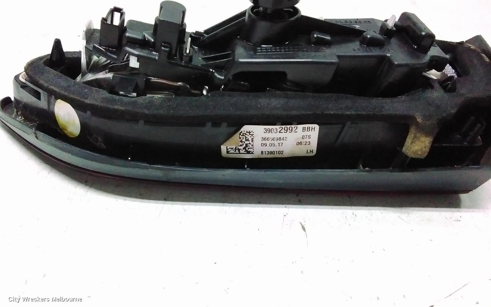 HOLDEN ASTRA REAR GARNISH, TAILGATE LAMP (LH SIDE), BK, 5DR HATCH, R/RS, NON LED TYPE, 09/2016 ONWARDS