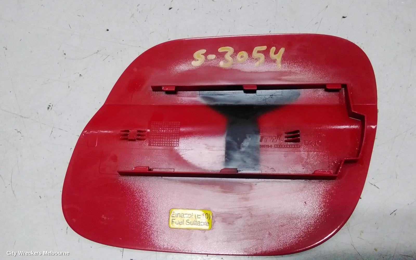 HOLDEN ASTRA FUEL DOOR / FILLER, BK, FUEL FLAP, HATCH/WAGON, 09/2016 - 12/2020