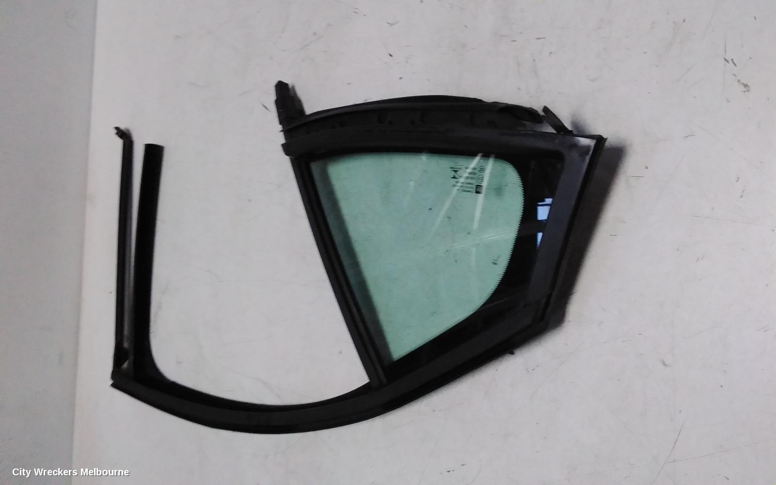 HOLDEN ASTRA RIGHT REAR 1/4 DOOR GLASS, BK, 5DR HATCH, 09/2016 ONWARDS