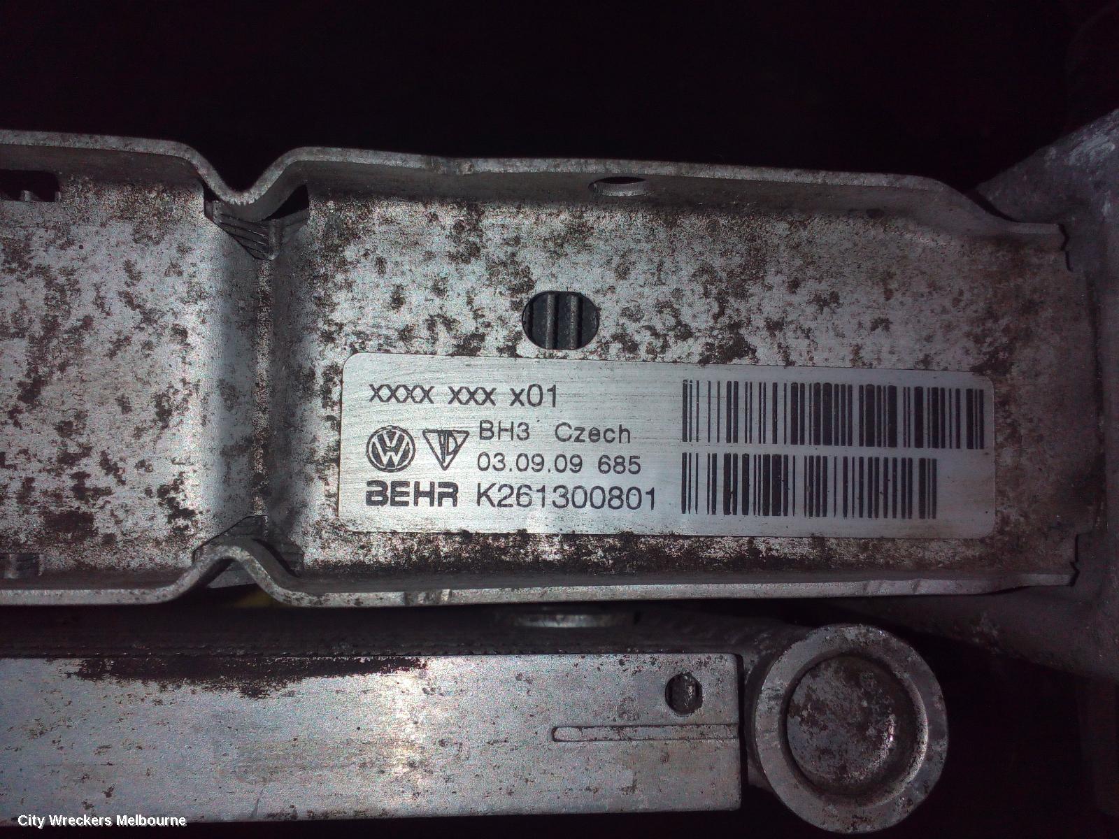 AUDI Q7 RADIATOR, AUTO, 4L, 09/2006 - 08/2015