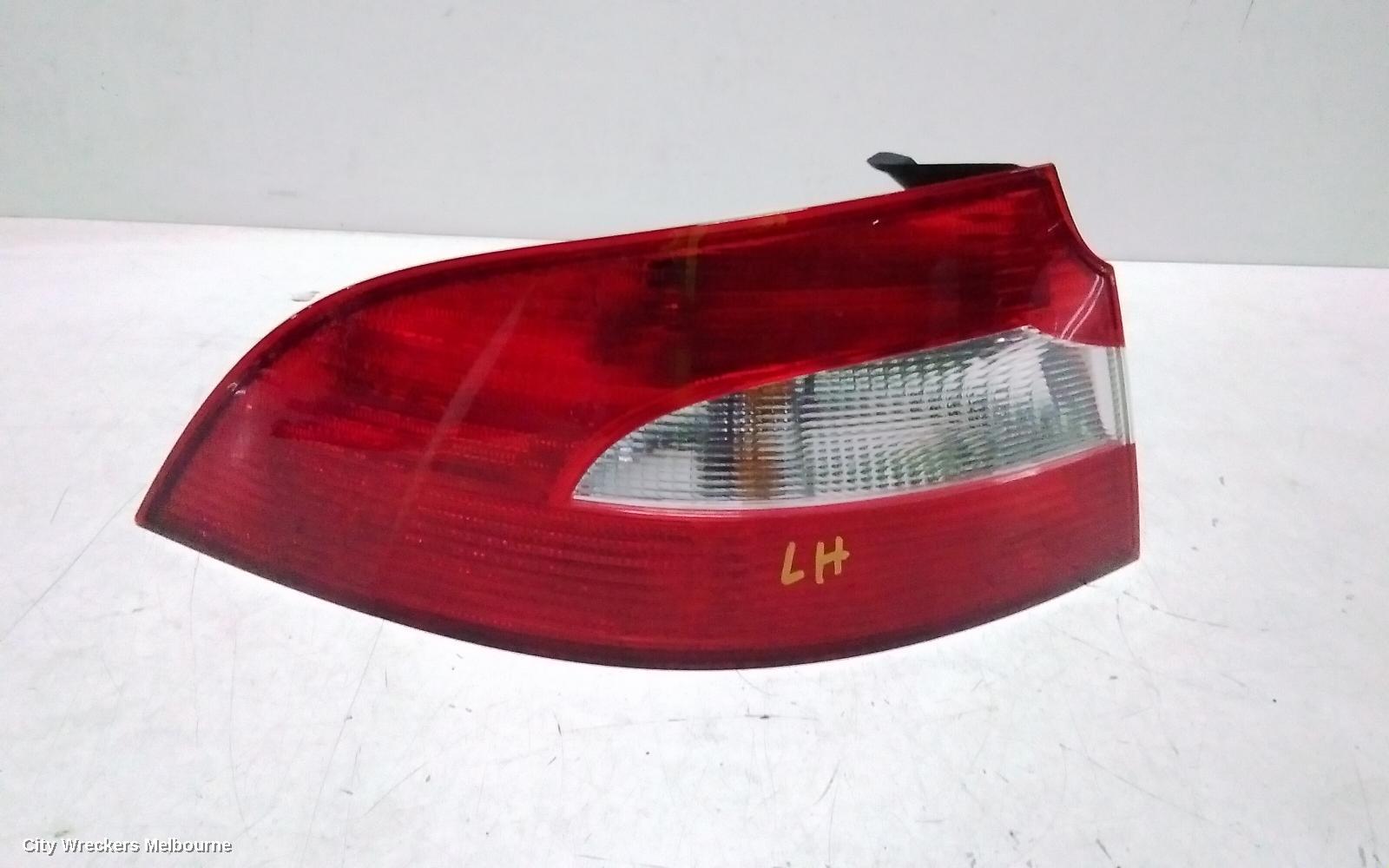 SKODA SUPERB LEFT TAILLIGHT, 3T, SEDAN, 03/2009 - 04/2014