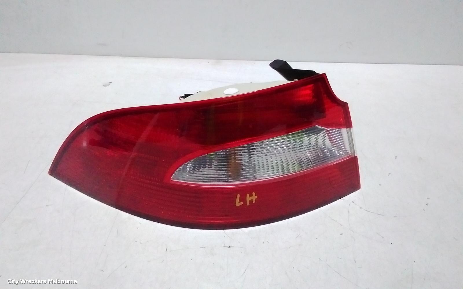 SKODA SUPERB LEFT TAILLIGHT, 3T, SEDAN, 03/2009 - 04/2014