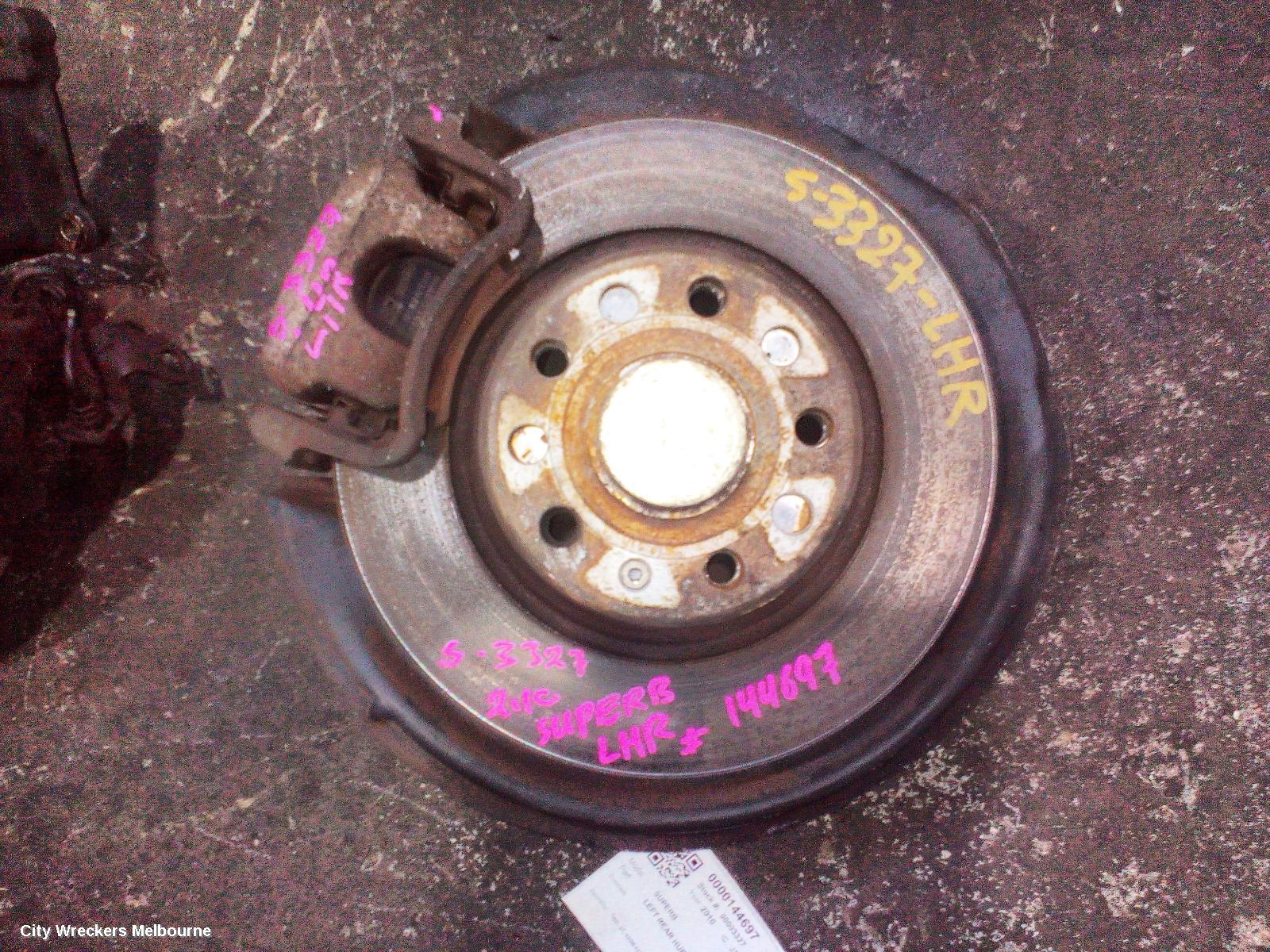 SKODA SUPERB LEFT REAR HUB ASSEMBLY, FWD, 3T, 03/2009 - 12/2015