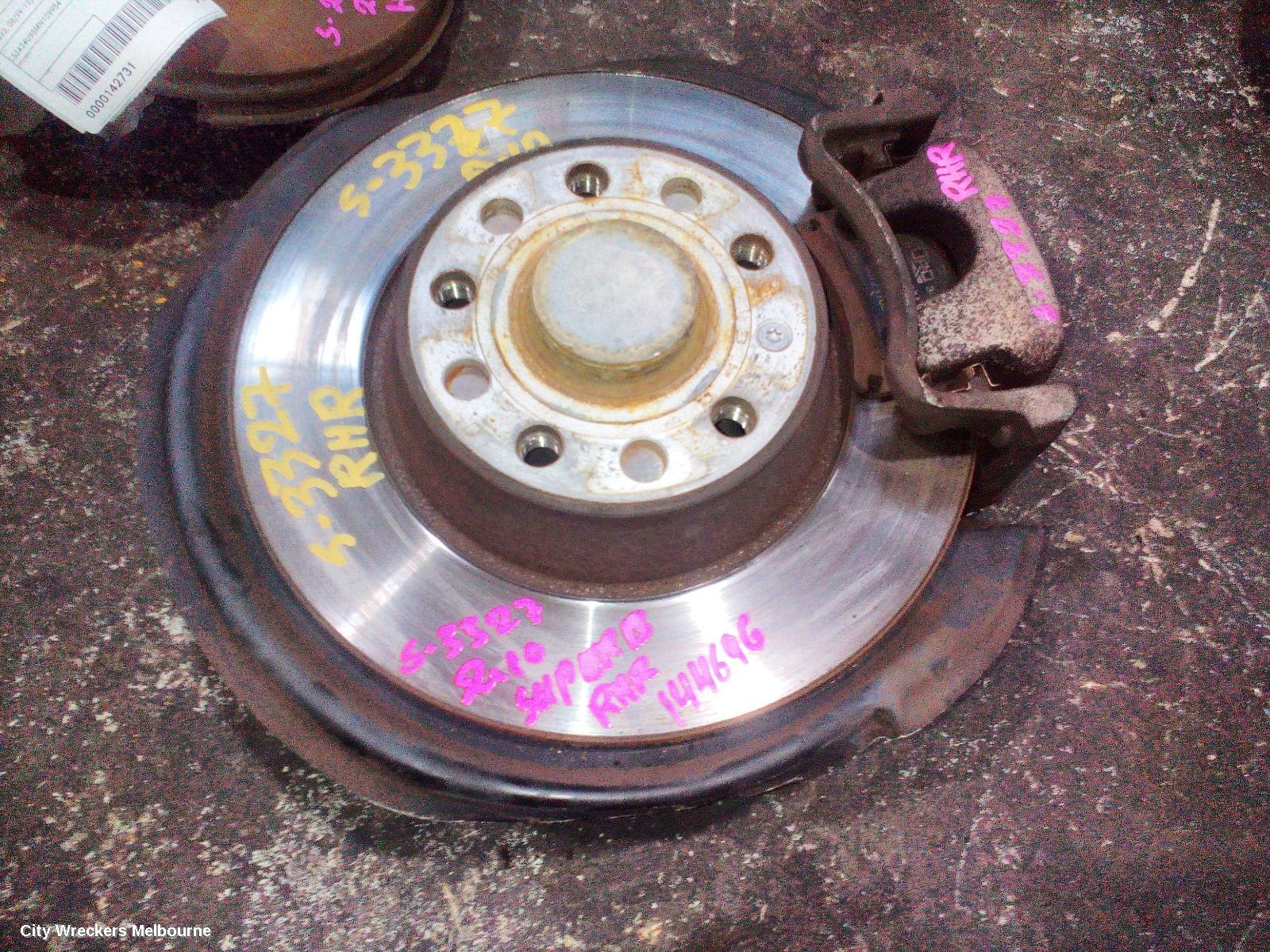 SKODA SUPERB RIGHT REAR HUB ASSEMBLY, FWD, 3T, 03/2009 - 12/2015