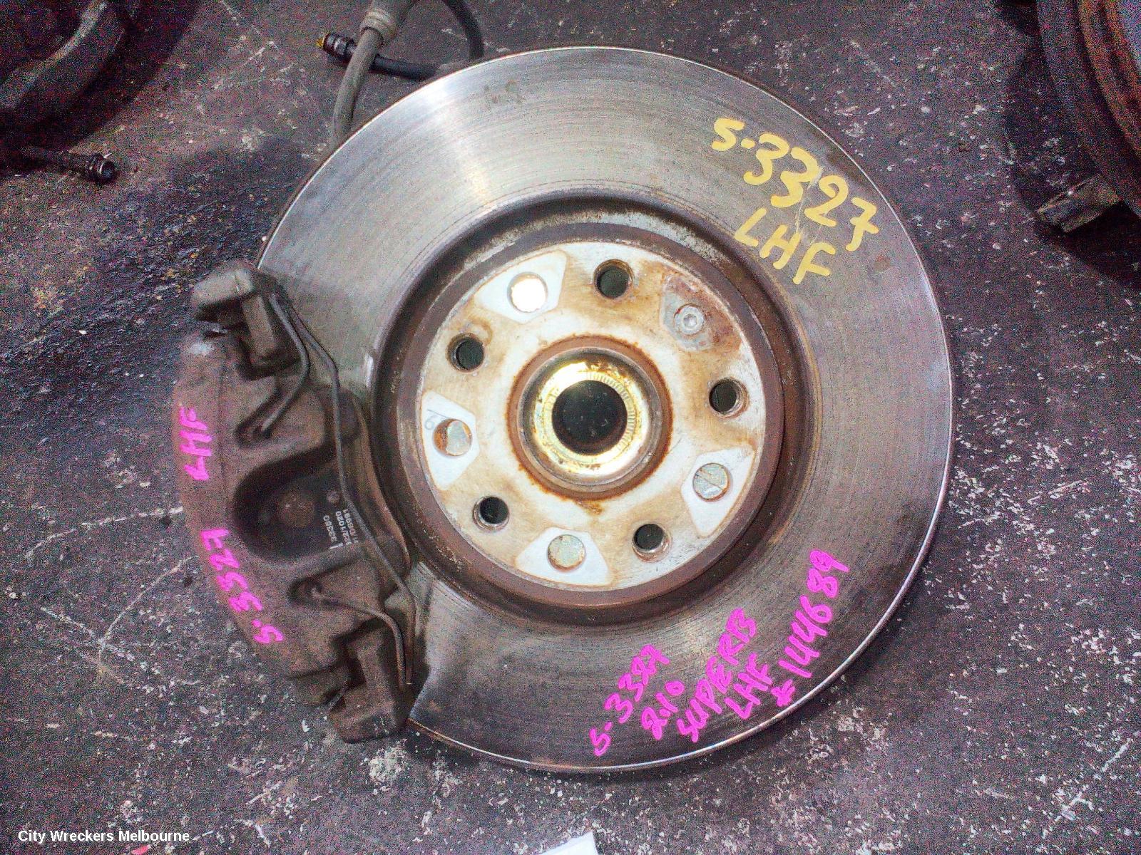 SKODA SUPERB LEFT FRONT HUB ASSEMBLY, FWD, 3T, 03/2009 - 12/2015