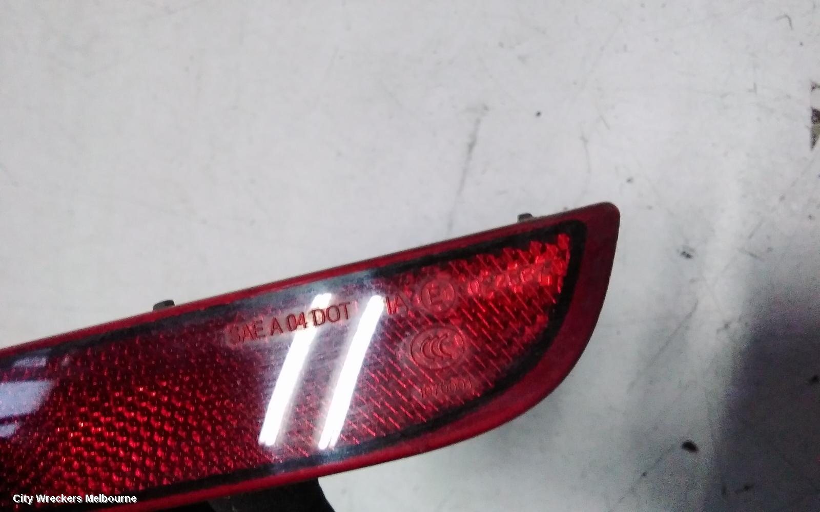 VOLKSWAGEN GOLF PLUS/SPORTSVAN LEFT TAILLIGHT, BUMPER REFLECTOR, 5M1, SPORTSVAN/PLUS, 12/2008 - 12/2014