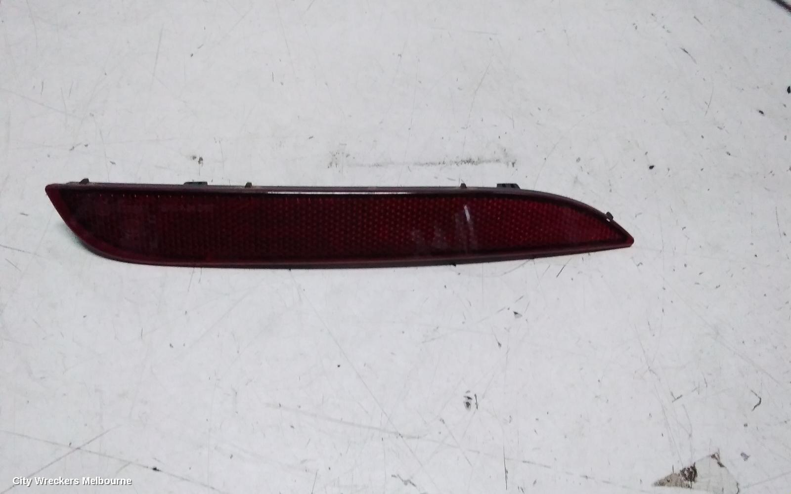 VOLKSWAGEN GOLF PLUS/SPORTSVAN RIGHT TAILLIGHT, BUMPER REFLECTOR, 5M1, SPORTSVAN/PLUS, 12/2008 - 12/2014