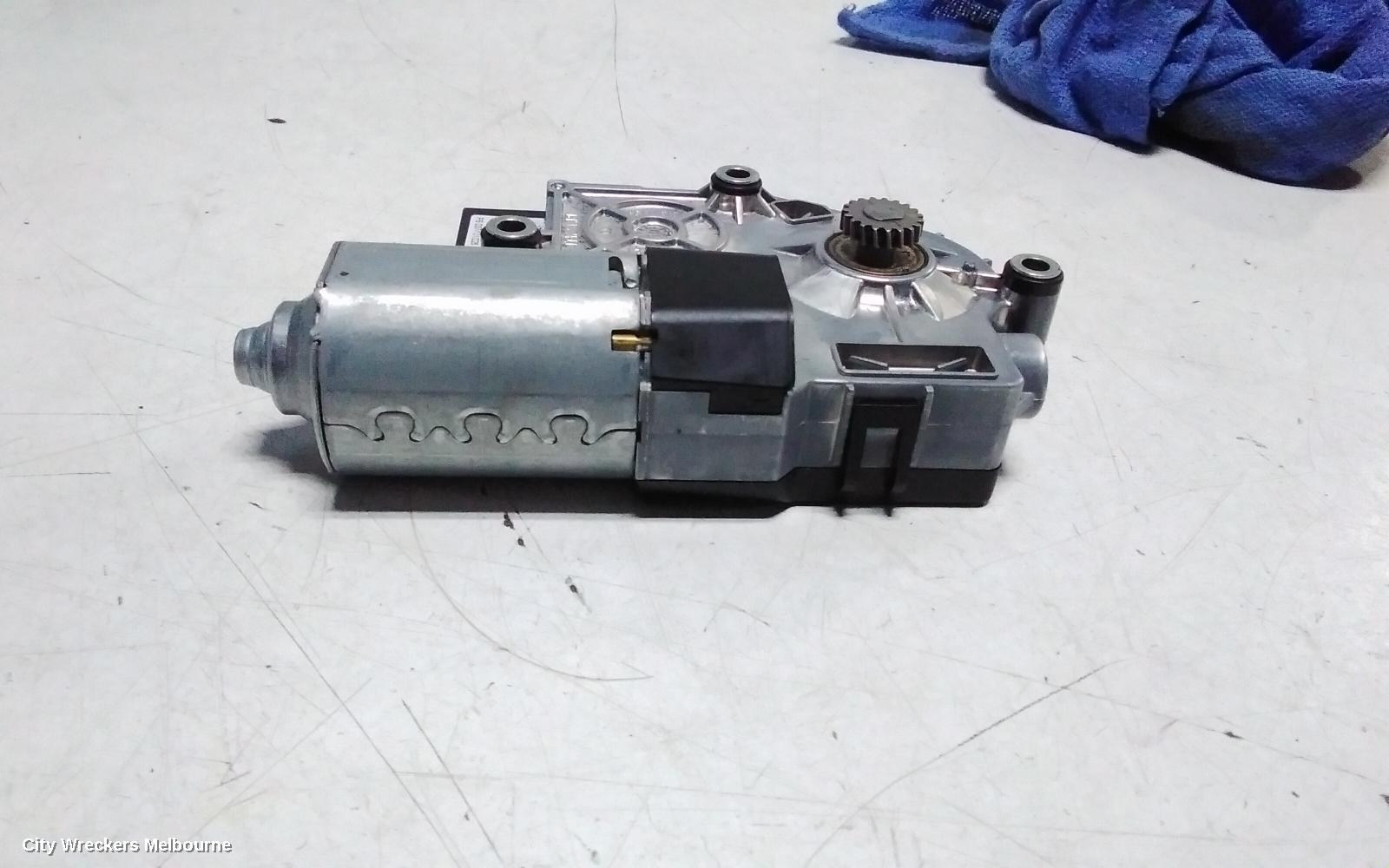 AUDI A4 SUNROOF MOTOR, B8 8K, 04/2008 - 06/2012