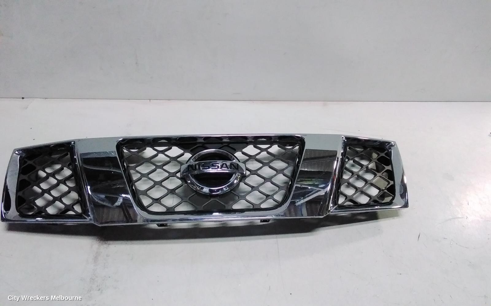 NISSAN NAVARA GRILLE, D40 (VIN VSK), RADIATOR GRILLE, CHROME, 09/2005 - 01/2010