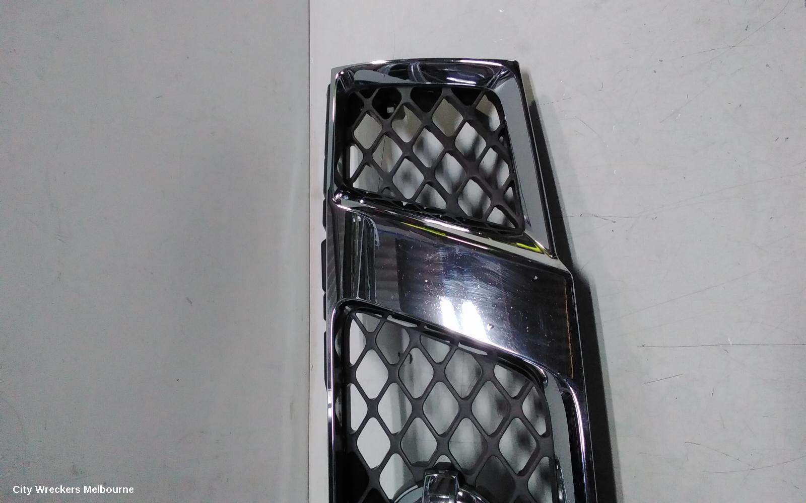 NISSAN NAVARA GRILLE, D40 (VIN VSK), RADIATOR GRILLE, CHROME, 09/2005 - 01/2010