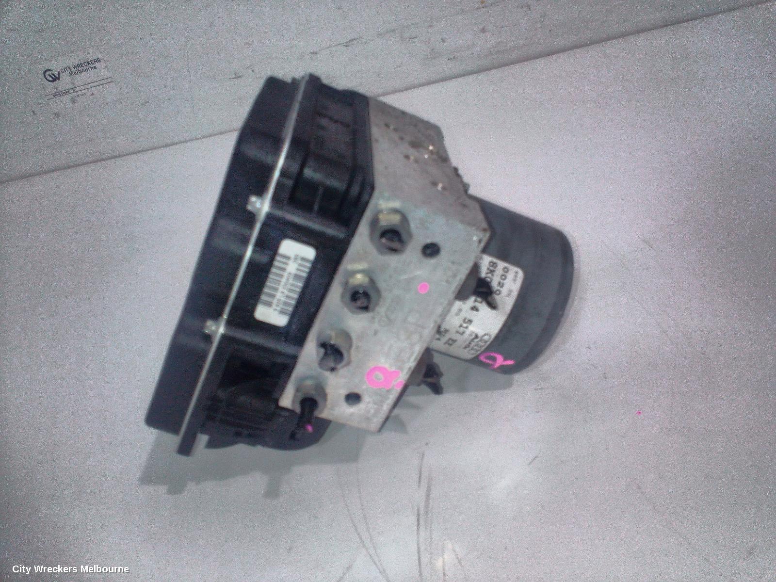AUDI A4 ABS PUMP/MODULATOR, B8 8K, P/N 8K0614517EG, 02/2008 - 01/2016