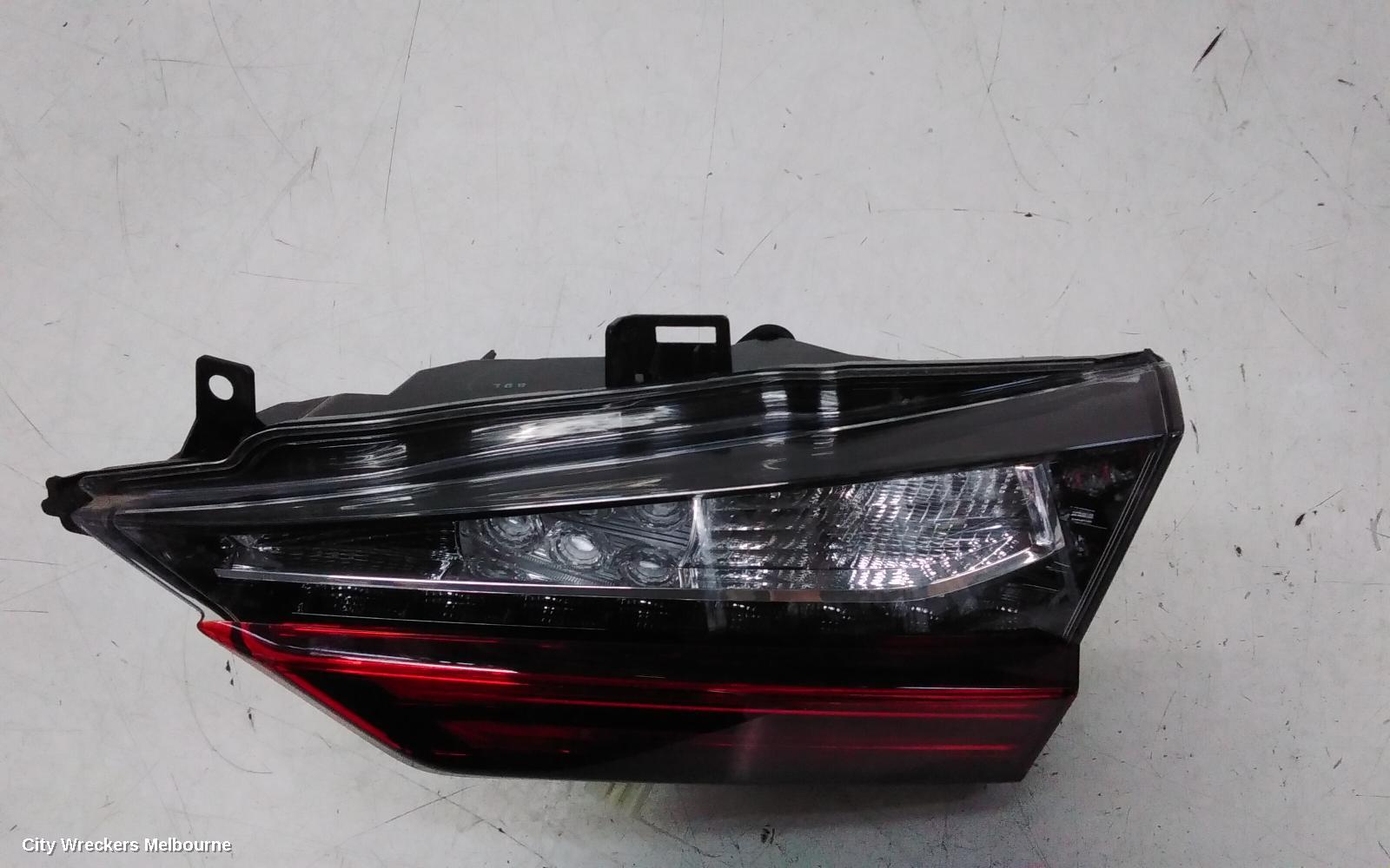 LEXUS RX SERIES REAR GARNISH, TAILGATE LAMP (RH SIDE), AL20, F SPORTS/SPORTS LUXURY, LED TYPE, 09/2015 - 10/2019