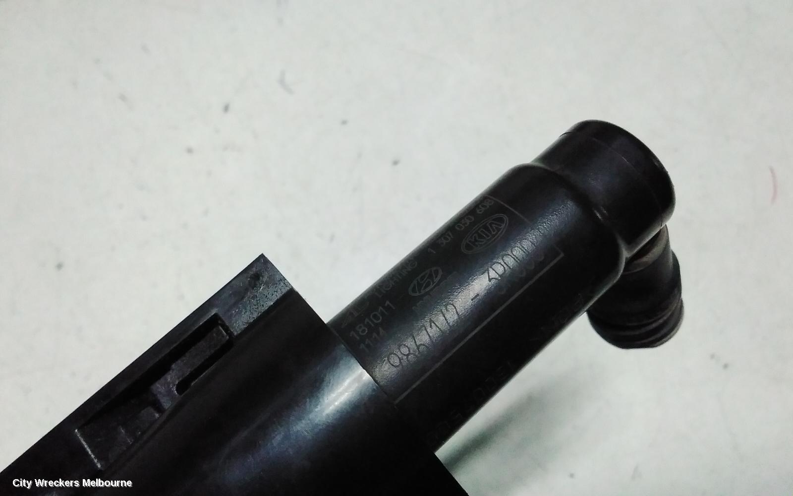 KIA OPTIMA WASHER JET, TF 11/2010 - 10/2015