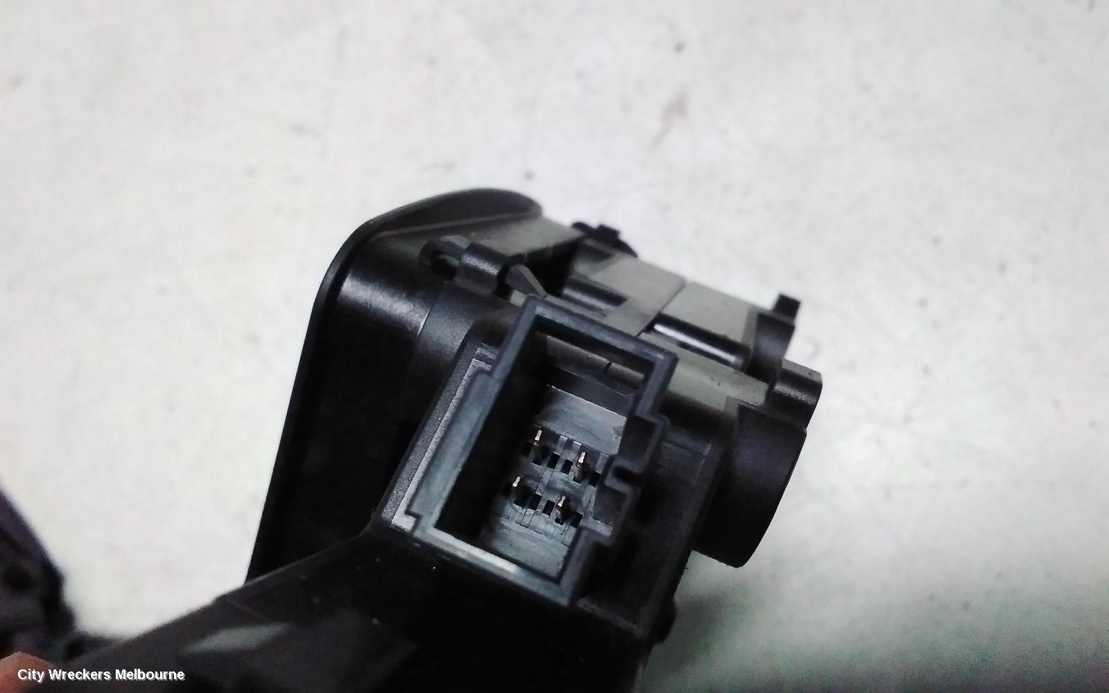SKODA SUPERB DOOR/BOOT/GATE LOCK, BOOTLID LOCK, 3T, SEDAN, 03/2009 - 12/2015