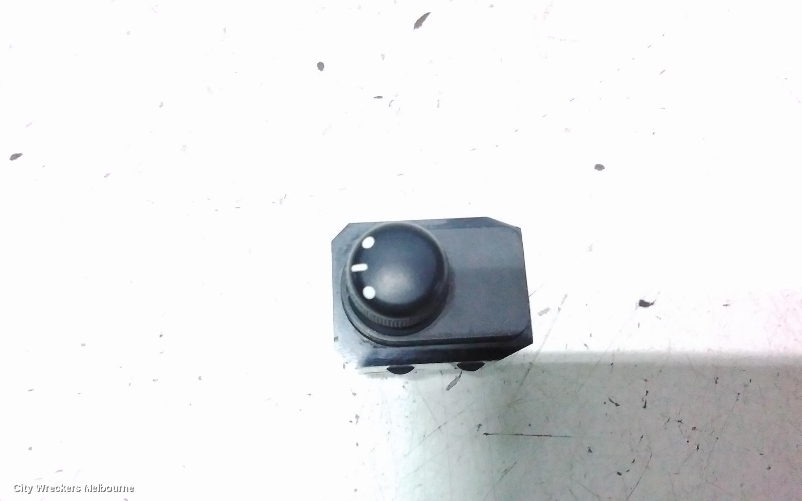 SUZUKI SWIFT, ELECTRIC MIRROR SWITCH, RS415/RS416, 09/2004 - 02/2011
