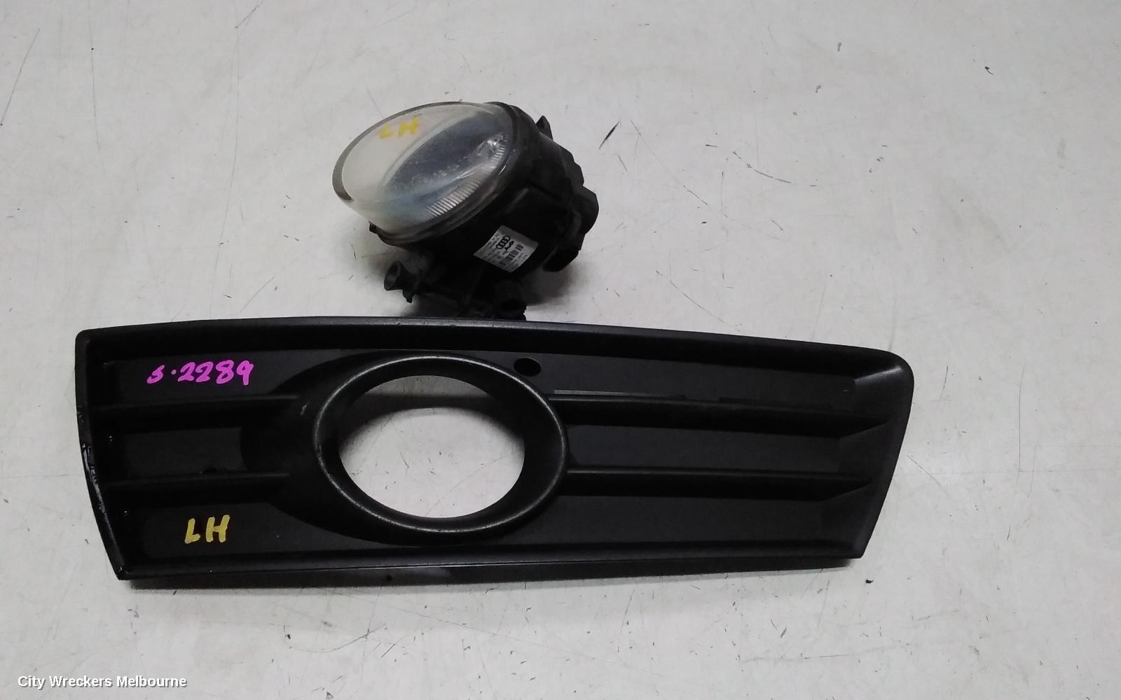 VOLKSWAGEN PASSAT LEFT INDICATOR/FOG/SIDE, BUMPER FOGLAMP, 3CC, SEDAN, 08/2008 - 02/2012