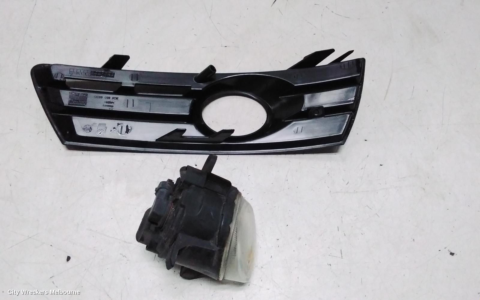 VOLKSWAGEN PASSAT LEFT INDICATOR/FOG/SIDE, BUMPER FOGLAMP, 3CC, SEDAN, 08/2008 - 02/2012
