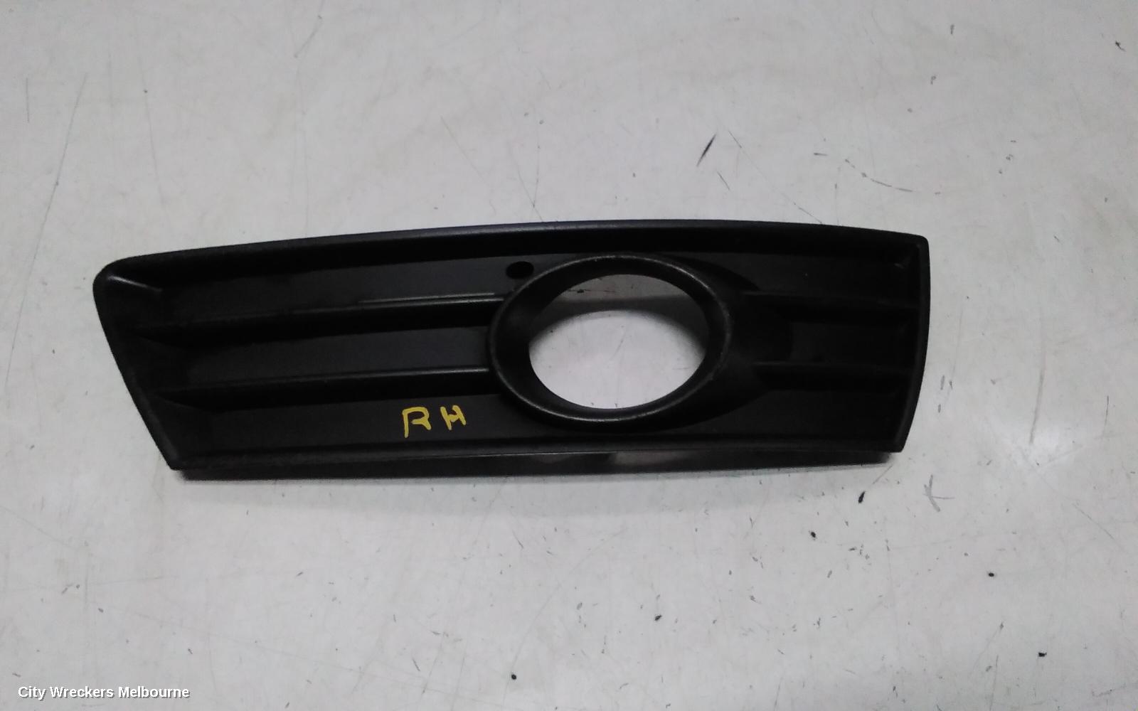 VOLKSWAGEN PASSAT RIGHT INDICATOR/FOG/SIDE, BUMPER FOGLAMP, 3CC, SEDAN, 08/2008 - 02/2012