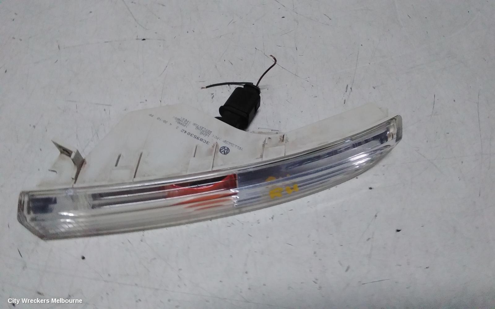 VOLKSWAGEN PASSAT RIGHT INDICATOR/FOG/SIDE, BUMPER FOGLAMP, 3C/MK6 B7, SEDAN/WAGON/ALLTRACK, W/ DAYTIME RUNNING LAMP, 09/2010 - 05/2015