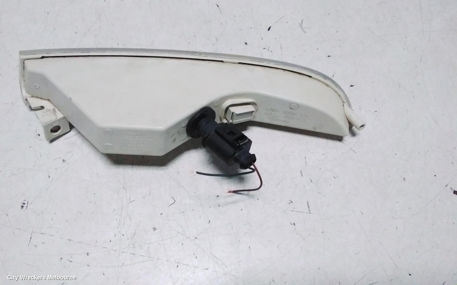 VOLKSWAGEN PASSAT RIGHT INDICATOR/FOG/SIDE, BUMPER FOGLAMP, 3C/MK6 B7, SEDAN/WAGON/ALLTRACK, W/ DAYTIME RUNNING LAMP, 09/2010 - 05/2015
