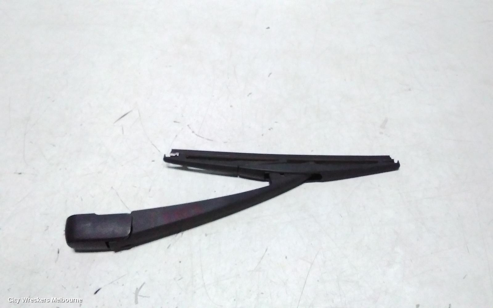 SUZUKI SWIFT WIPER ARM, TAILGATE, FZ, 08/2010 - 03/2017