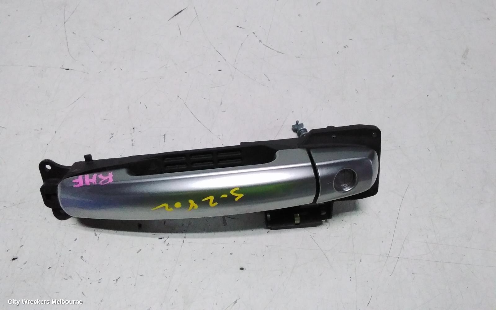 SUZUKI SWIFT DOOR HANDLE, OUTER, RH FRONT, COLOUR CODED, FZ, 08/2010 - 03/2017