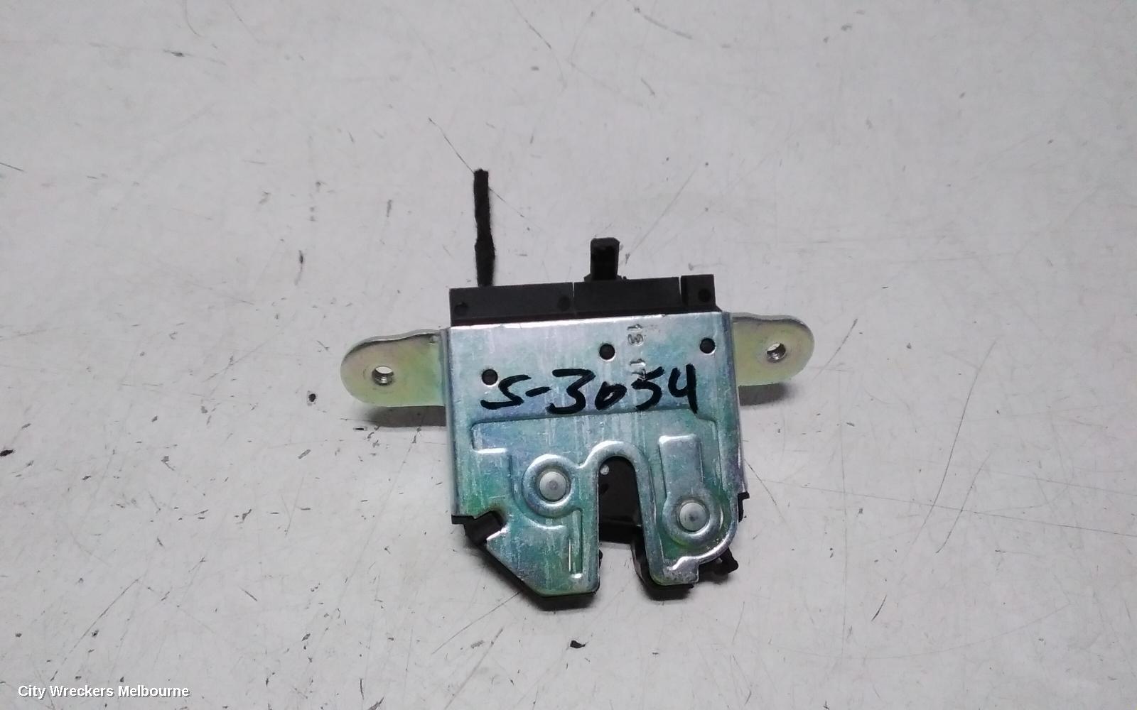 HOLDEN ASTRA DOOR/BOOT/GATE LOCK, TAILGATE LOCK, BK, 5DR HATCH, 09/2016 ONWARDS