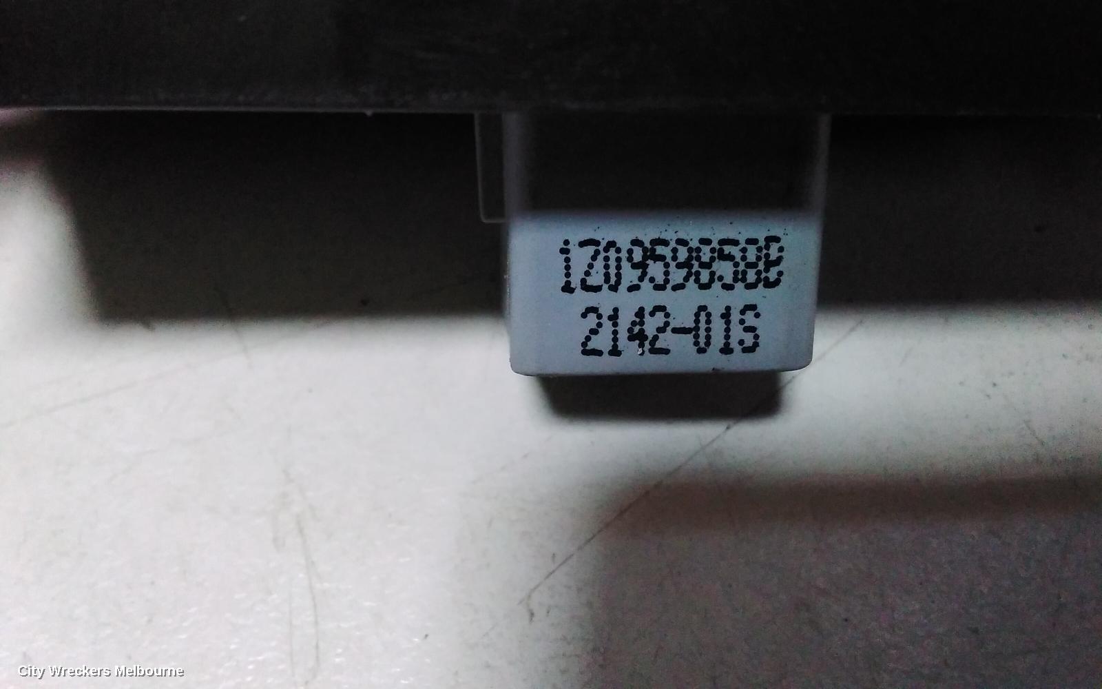 SKODA OCTAVIA PWR DR WIND SWITCH, RH FRONT (MASTER SWITCH), NE, HATCH/WAGON, 11/2013 - 02/2017