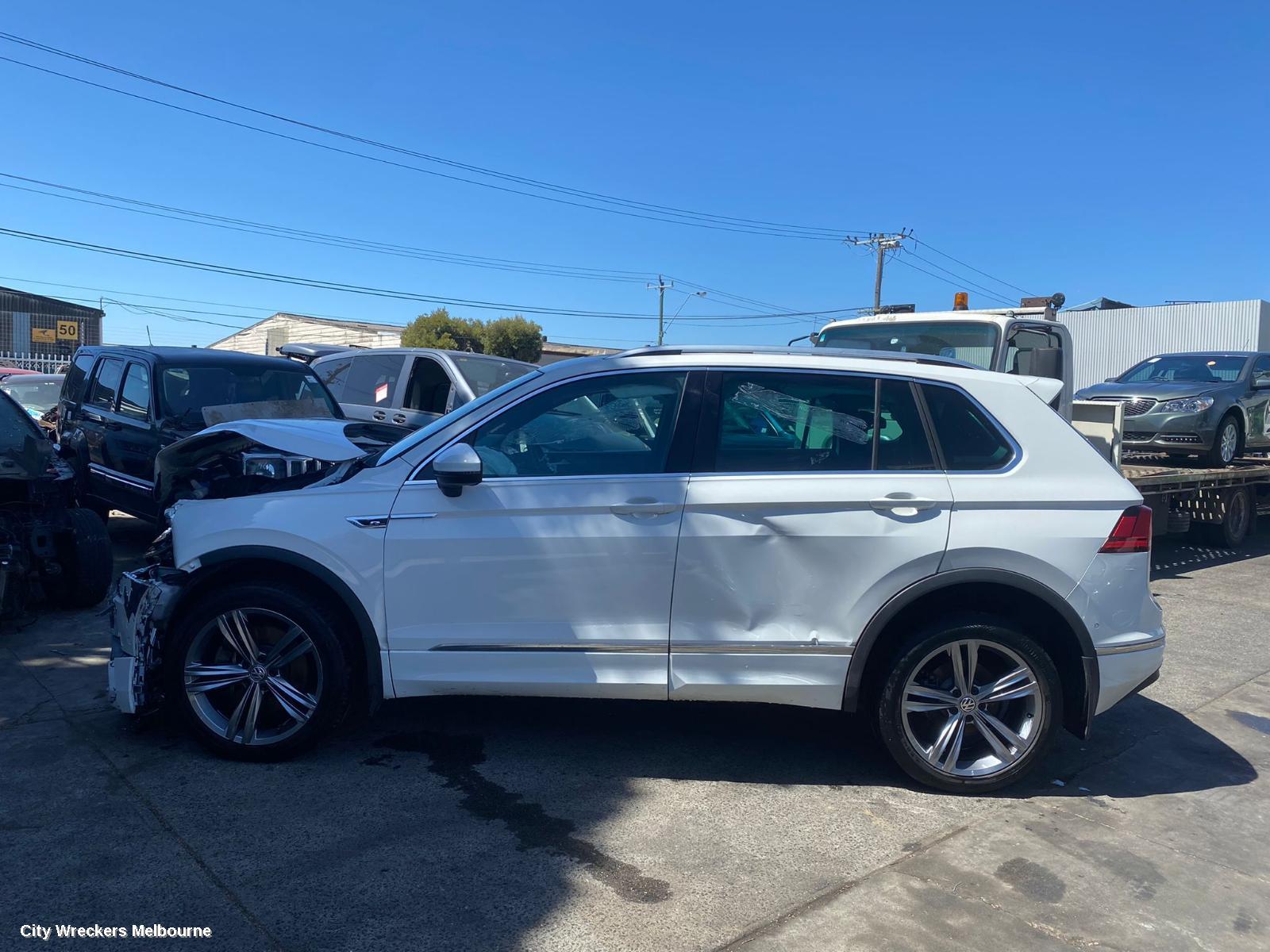 VOLKSWAGEN TIGUAN ENGINE, PETROL, 2.0, TURBO, CZPA CODE, 5NA, 06/2016 ONWARDS