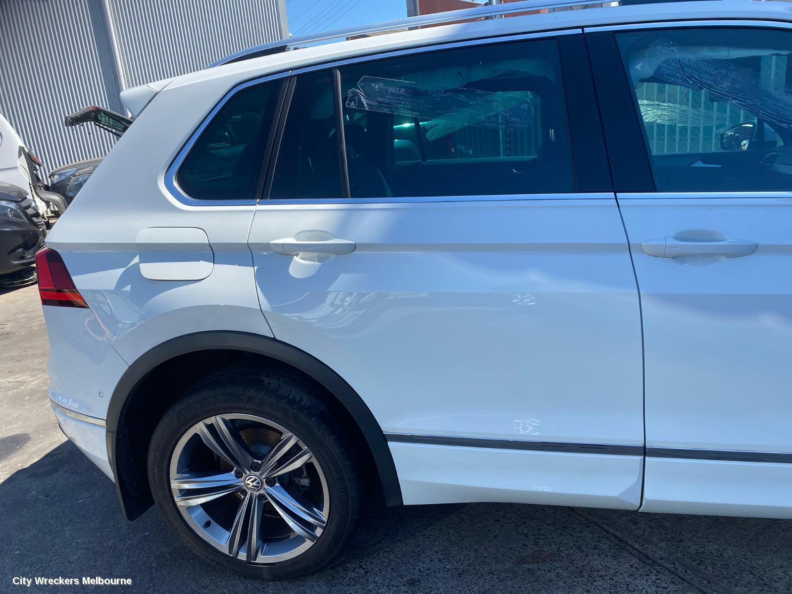 VOLKSWAGEN TIGUAN BOOTLID/TAILGATE, TAILGATE, R/R-LINE TYPE, 5NA, 06/2016 ONWARDS