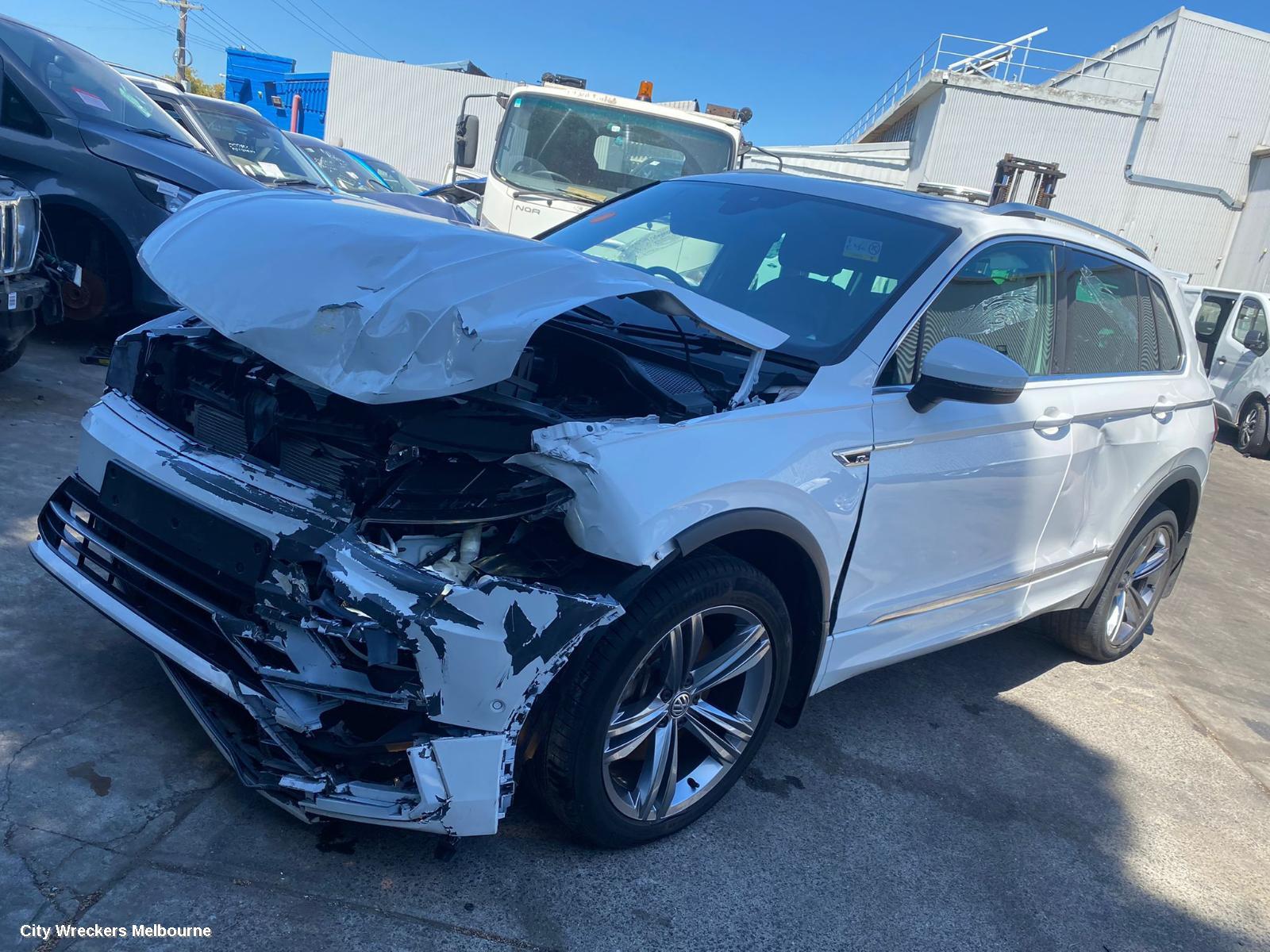 VOLKSWAGEN TIGUAN ENGINE, PETROL, 2.0, TURBO, CZPA CODE, 5NA, 06/2016 ONWARDS