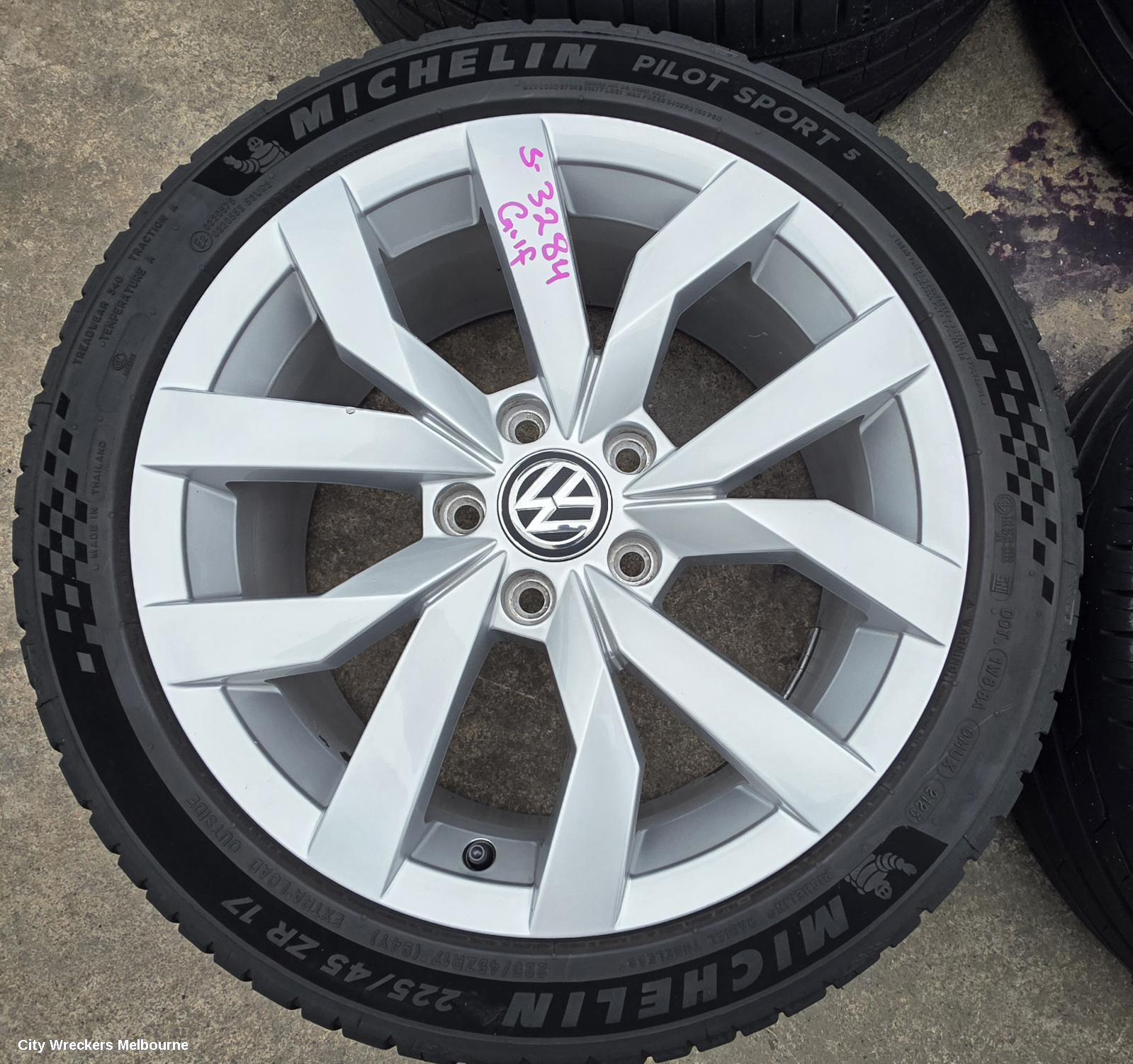 VOLKSWAGEN GOLF WHEEL MAG, FACTORY, 17X7.5IN, BELMONT/NOTTINGHAM, 5 V SPOKE, LIGHT GREY, GEN 8, 09/2020 ONWARDS