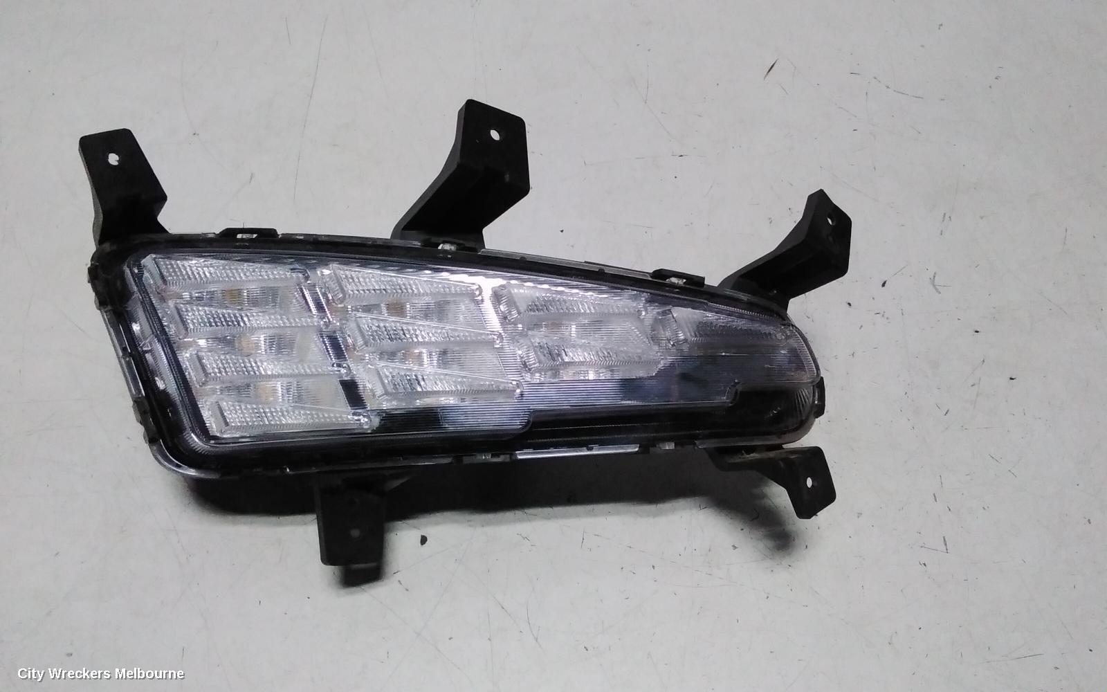 HYUNDAI I30 RIGHT INDICATOR/FOG/SIDE, DAYTIME RUNNING LAMP, W/ MULTI LED TYPE, PD, HATCH (S. KOREA VIN KMHH), ACTIVE/ELITE, 08/2020 - 12/2023