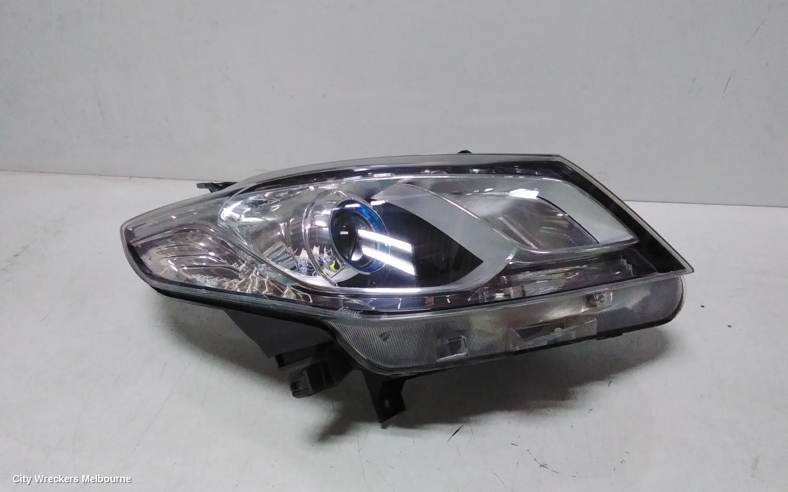 LDV G10 RIGHT HEADLAMP, SV7A, W/ XENON TYPE, WAGON, 04/2015 - 08/2022