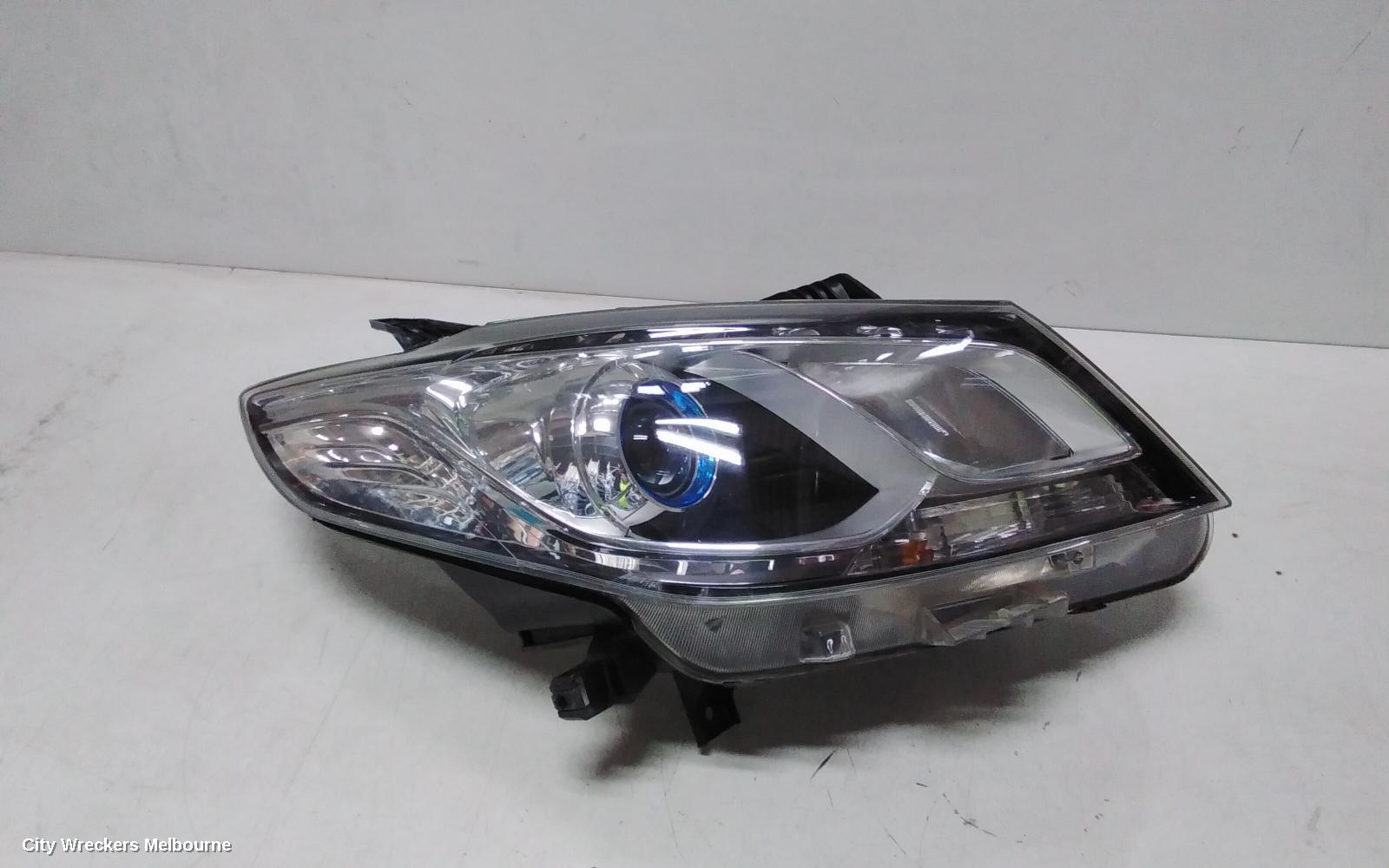 LDV G10 RIGHT HEADLAMP, SV7A, W/ XENON TYPE, WAGON, 04/2015 - 08/2022