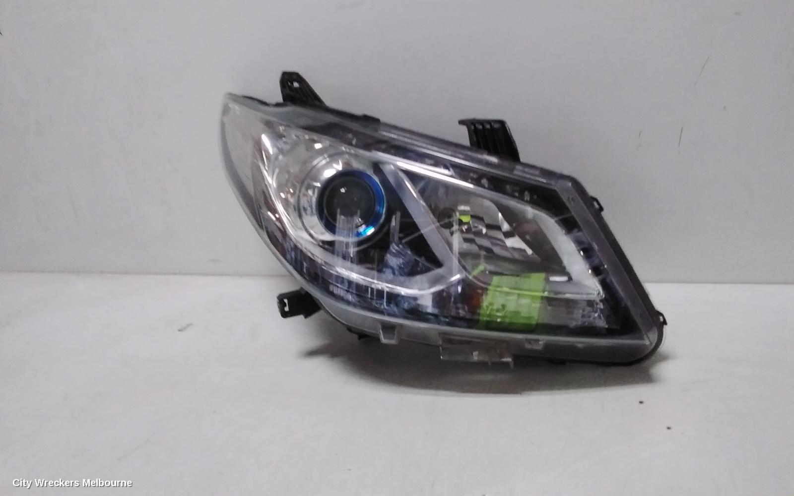 LDV G10 RIGHT HEADLAMP, SV7A, W/ XENON TYPE, WAGON, 04/2015 - 08/2022