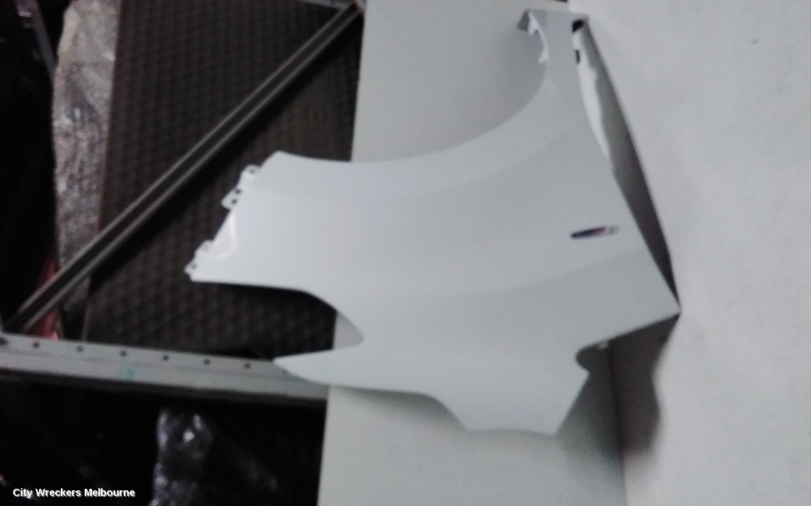 LDV G10 RIGHT GUARD, SV7A/SV7C, WAGON/VAN, 04/2015 ONWARDS